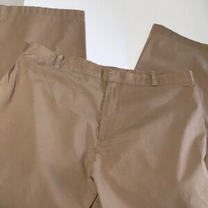 Company Ellen Tracy tan lightweight pants